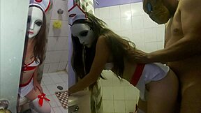 Amateur stepdad and stepdaughter have sex in Halloween-themed house
