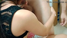 พี่สาวต่างมารดาข้ามการบ้าน เลยเย็ดแรงจนฉีดเข้าไป