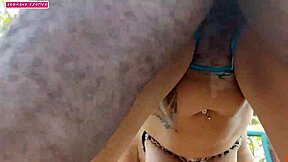 Ik voel me zo goed als ik elke nacht op deze grote lul rij, mijn latina lichaam schudt van genot