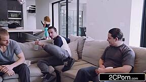 مراهقة سوداء نردية كيندال وودز تُنيك أخاها الخطوة الأبيض