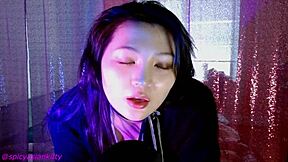 Pembantu Asia Panas Minta Kontol Keras Kamu Sekarang!