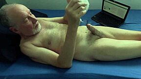 wanna wank to this mature solo bedroom masturbation session?