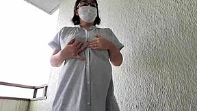 Aika frau bride MASTURBATES wildly outdoors in full wedding excitement video