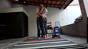 Amateur couple backyard sex kisses him carries her