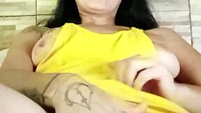 Venezuelan Brunette with Big Hairy Pussy Lips and Clit Masturbates to Juicy Orgasm
