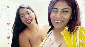 Valentine's casting with my best friend—will we squirt kissing?!!