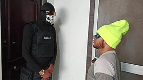 Colombian babe dances sensually with Cuban hunk at nightclub