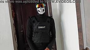 Colombian babe dances sensually with Cuban hunk at nightclub