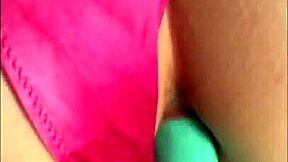 sultry latina's thick ass squirts wildly from deep anal pounding