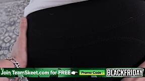 arab slut's fat ass tempts coach to blast face with cum