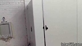 cali sweets sucks that white cock gloryhole style!!