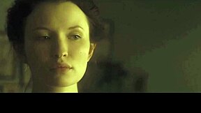 yo emily browning heats up summer in february with her sultry celeb vibes
