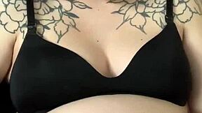 Who's stuffing that huge pregnant belly today 😏🤰? Tell me everything!!