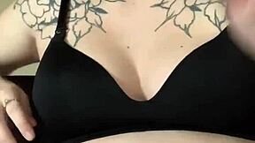 Who's stuffing that huge pregnant belly today 😏🤰? Tell me everything!!