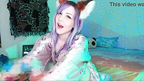 wanna see this cute blonde emo nympho girlfriend finger her big ass on cam??