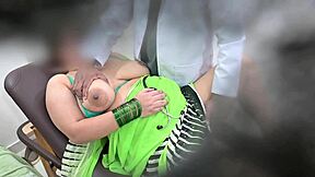 Indian doctor! Fun with big-tits patient bhabhi's curves?!!