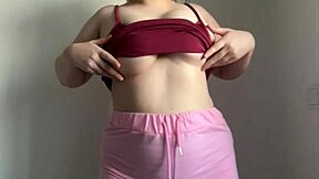 i need daddy stretching my big ass tits