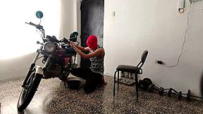 innocent neighbor surprises with her curvy ass shaking domination