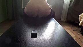 you know that chubby milf with those huge saggy natural tits backstage playing with her toys?