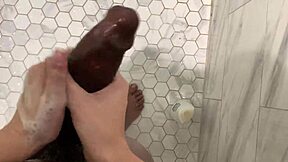 stepsis, join me in shower for that handjob you promised?