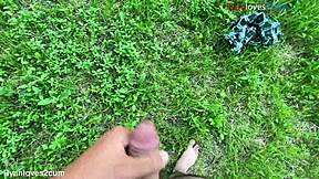 imagine cumming outside with this brunette amateur solo