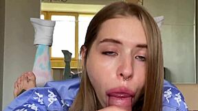 Pretty California BITCH SUCKS COCK FUCKS DOGGY CUMSHOT ON ASS