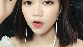 korean uplive girl việt hằng teases her juicy body fully nude on webcam stream