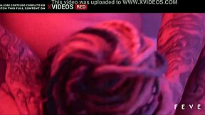 Teen brunette deepthroats in bathtub with balloon fetish fun