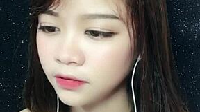 korean uplive girl việt hằng teases her juicy body fully nude on webcam stream