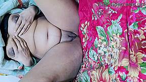 desi bari behan's tight phudi wrecked with loud moaning load
