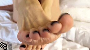 stepmom commanded cum all over her feet then slurped it right up