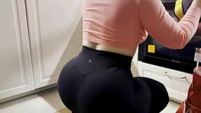 Curvy Blonde Cleaning Lady in Leggings Gets Pussy Creampie Doggystyle