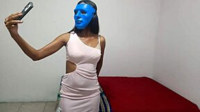 India Latina begs subscribers: fuck me dirty in Spanish now!
