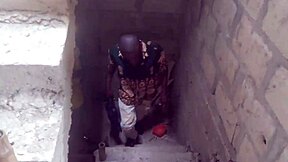 hey dude lures juicy orange seller inside for rough pussy cum