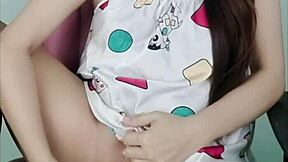 น้องนินิว horny thai teen plays tight pussy with toys