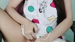 น้องนินิว horny thai teen plays tight pussy with toys