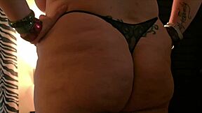i love this chubby homemade milfs candid big natural tits and amazing fat ass