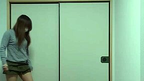 japanese chick kicks balls hard gold heel smash 92 times