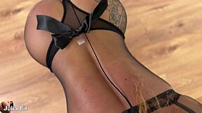 Big ass brunette begs don't break tight asshole or she'll squirt fart creampie rough