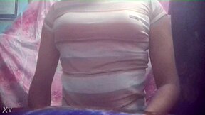 Bangladeshi Mithi shakes big tits in bra teasing her horny group on cam