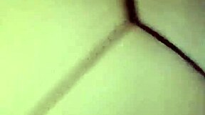 me encanta mamar esa verga dura y tragar toda la lechita caliente en mi boca sexy