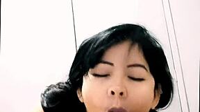 Sobrinha, you suck cock hidden while wife sleeps? Surprise cumshot on your face now!