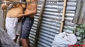 Friend pounds wife deep outdoors localsex31 style
