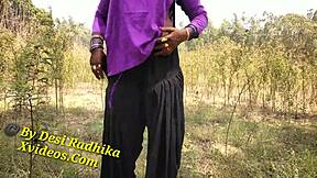 Indian Bhabhi Fucked Hard In Field