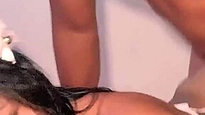 Gatita morena gets fucked deliciously outdoors