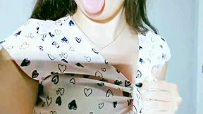 My first time with goldenxgoddess girl on girl