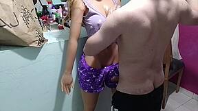 Follando El Estrecho Co�o Rosado De Mi Madrastra De 40 A�os