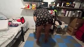 Chubby BBW Mommy Cleans The Room Thoroughly