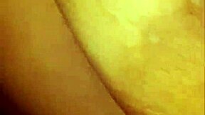 Asian pinay mommy knows how to ride big cock