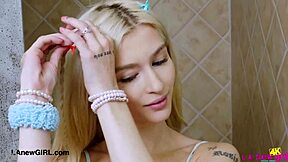 Picture Perfect Blonde Took A Shower Before Casting